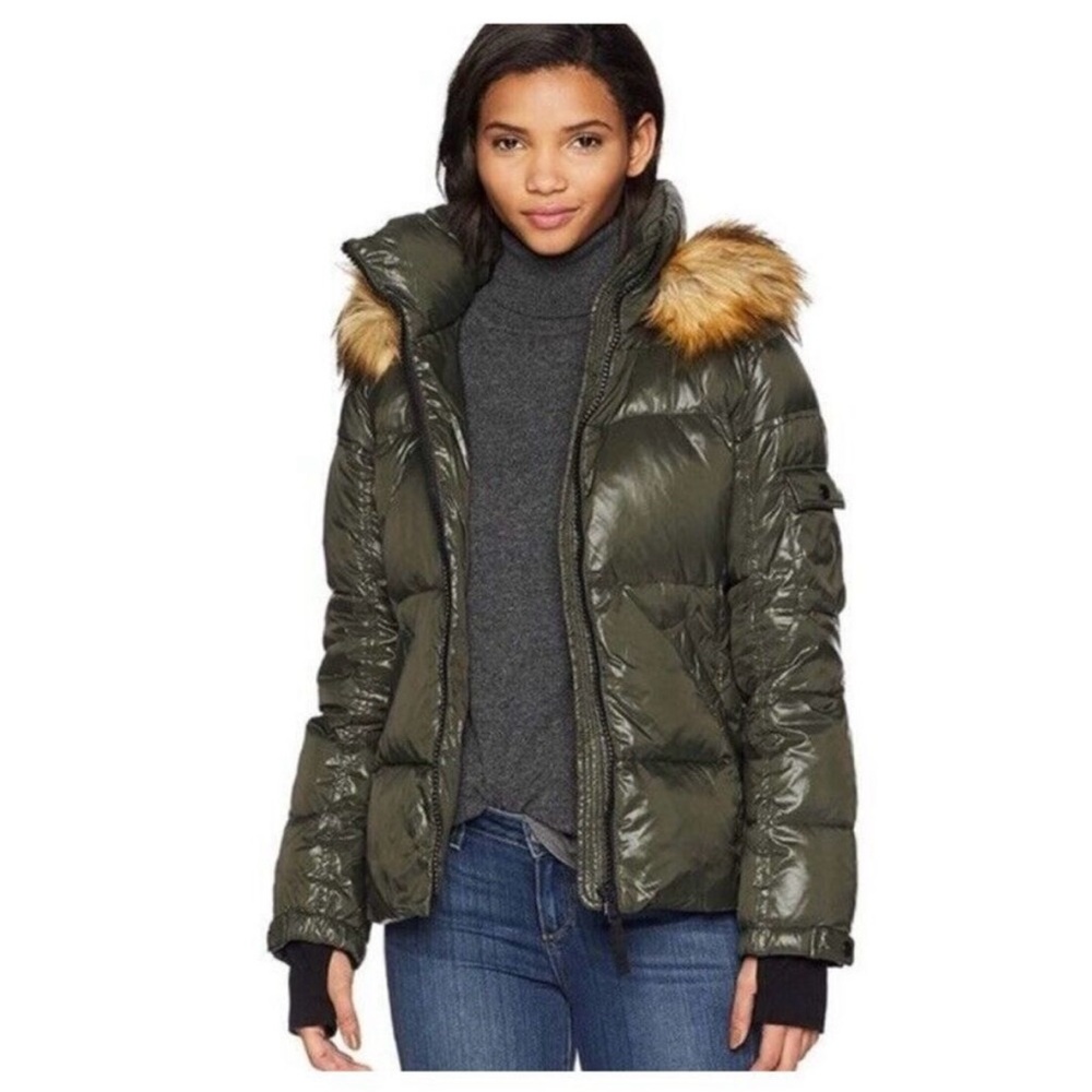 S13 Fur Hooded Puffer Jacket